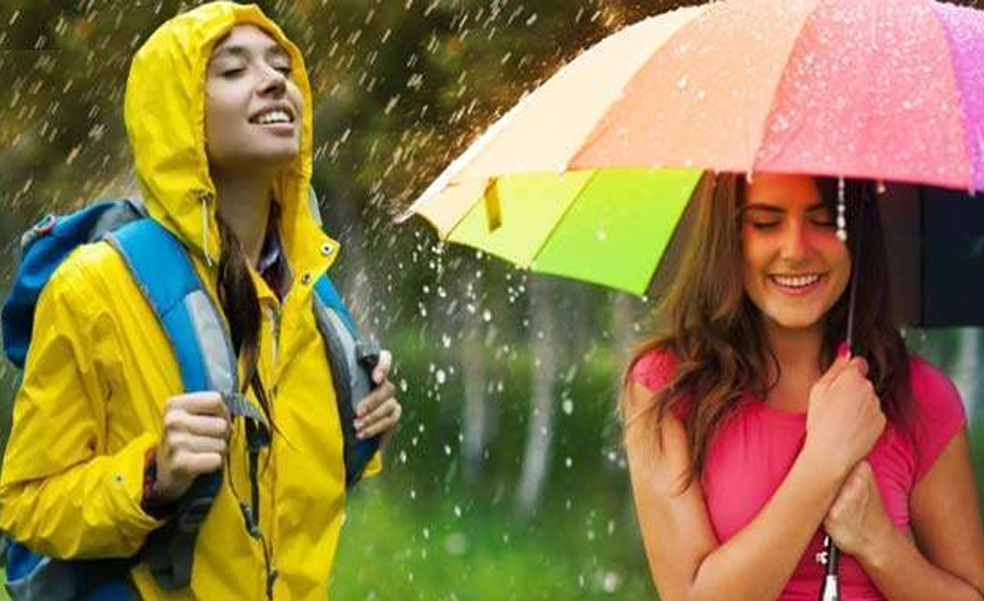 বর্ষায় ঘুরতে যাওয়ার আগে এই ১০ জিনিস সঙ্গে রাখতে ভুলবেন না