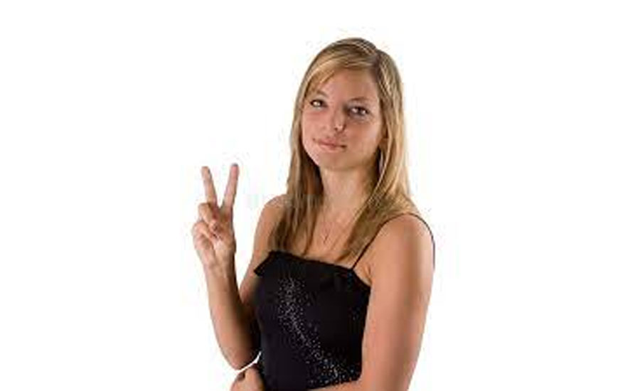 নারীর চরিত্র নির্ণয় দুই আঙুলে?