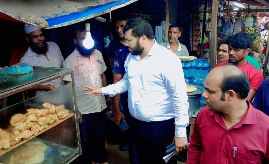 শ্যামনগরে ভ্রাম্যমাণ আদালতের অভিযান, বেসরকারি ক্লিনিক ও হোটেলে জরিমানা