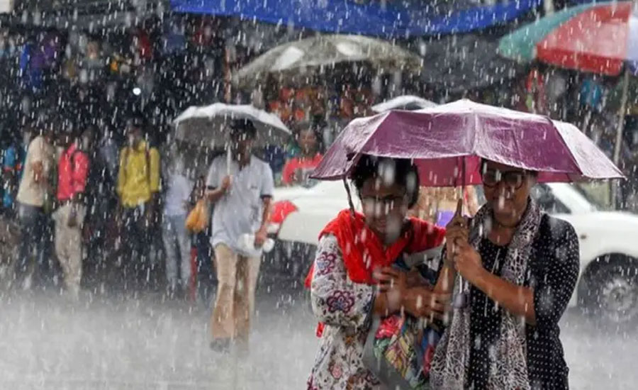 অতি ভারী বর্ষণের শঙ্কা চার বিভাগে, ভূমিধসের সতর্কবার্তা অতি ভারী বর্ষণের শঙ্কা চার বিভাগে, ভূমিধসের সতর্কবার্তা