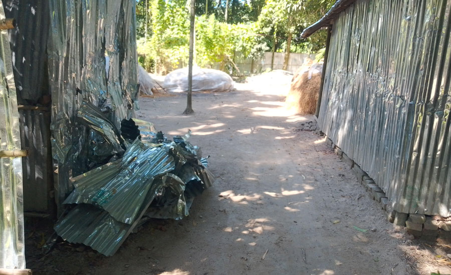 কুড়িগ্রামের উলিপুরে সরকারি যাতায়তের রাস্তা বন্ধ করে দেয়ায় সংঘর্ষে জীবনহানির আশংকা