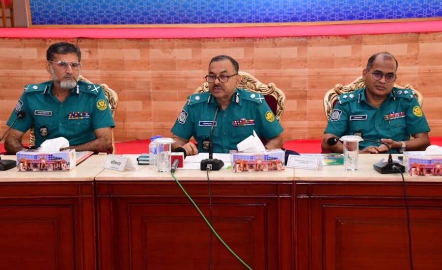 সবার সম্মিলিত প্রচেষ্টায় সুষ্ঠু ও সুন্দর নির্বাচন সম্ভব : ডিএমপি কমিশনার