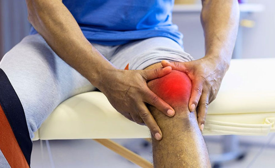 অল্প বয়সেই হাঁটুর ব্যথা? রইল কারণ ও প্রতিরোধের উপায়