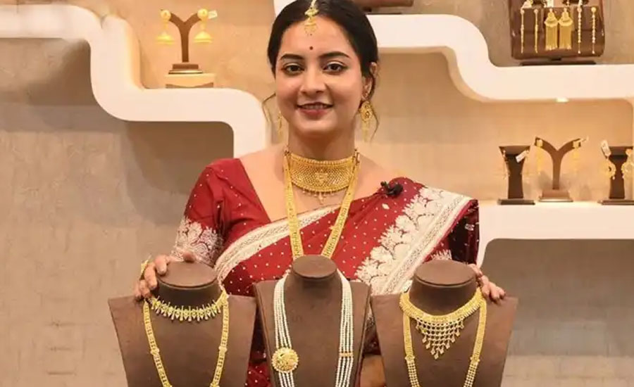 স্বর্ণের দাম আকাশছোঁয়া, আসল কারণ কী