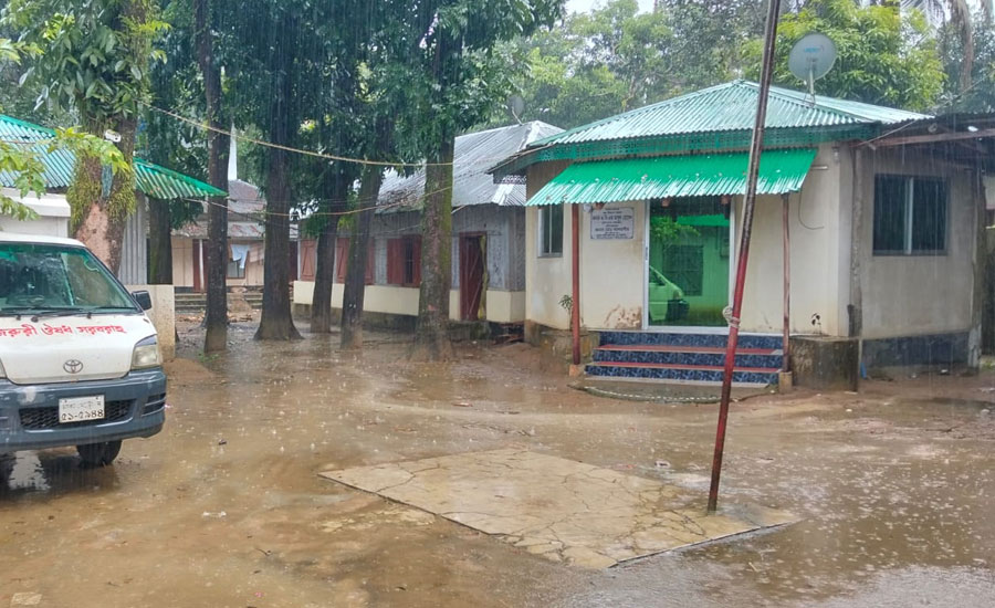 জরাজীর্ণ ভবনে ৭ যুগ পার, উন্নয়নের ছোঁয়া লাগেনি গর্জনিয়া পুলিশ ফাঁড়িতে