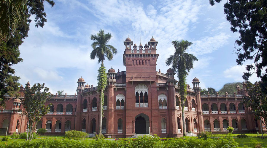 ঢাবিতে শিক্ষক নিয়োগ প্রক্রিয়ায় স্বচ্ছতা ও ন্যায়পরায়ণতা নিয়ে নানা প্রশ্ন