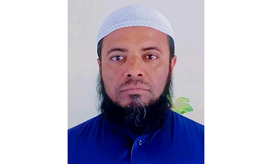 সেনবাগে মধু পাড়তে গিয়ে গাছ থেকে পড়ে মসজিদের খতিবের মৃত্যু