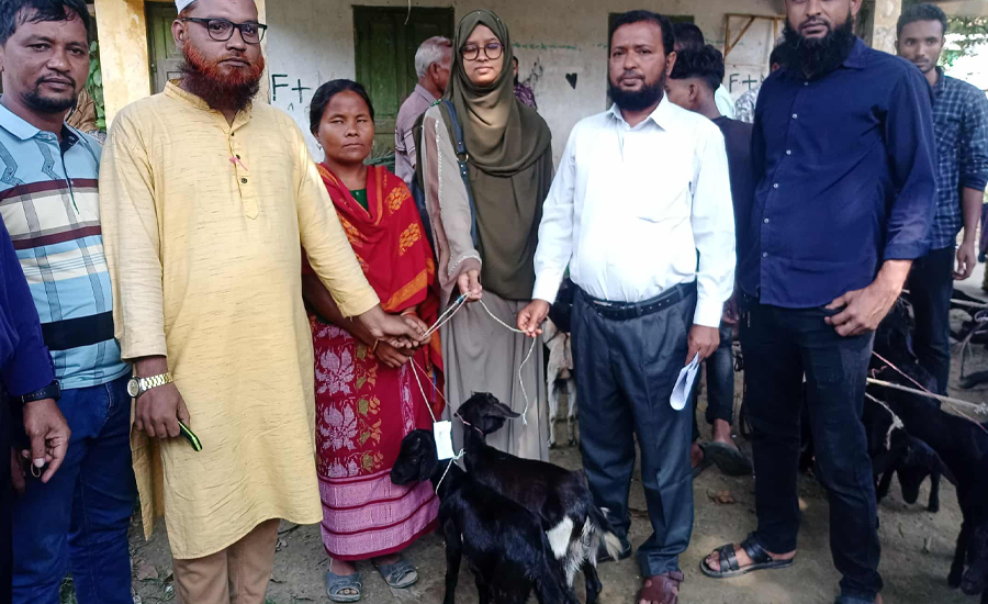 শ্রীবরদীতে ক্ষুদ্র নৃগোষ্ঠীর মাঝে ছাগল বিতরণ