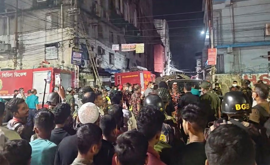 মিরপুর অগ্নিকাণ্ডে এখনো নিখোঁজ ১৩ জন
