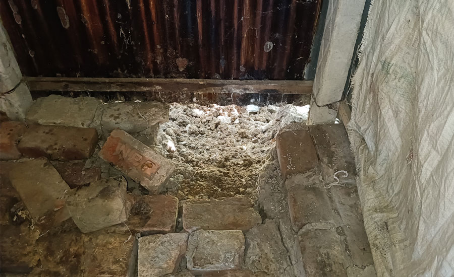 তাড়াশে সার ও কীটনাশক দোকানে দুর্ধর্ষ চুরি