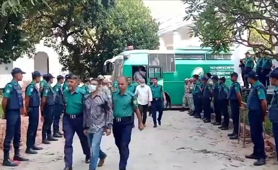যেসব ‘সুবিধা ও খাবার মেন্যুতে’ শুরু হলো ১৫ সেনা কর্মকর্তার জেলজীবন