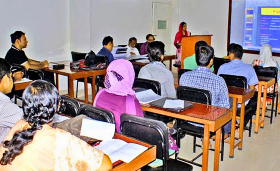 উচ্চশিক্ষায় এবার ১১ লাখ আসন ফাঁকা থাকবে