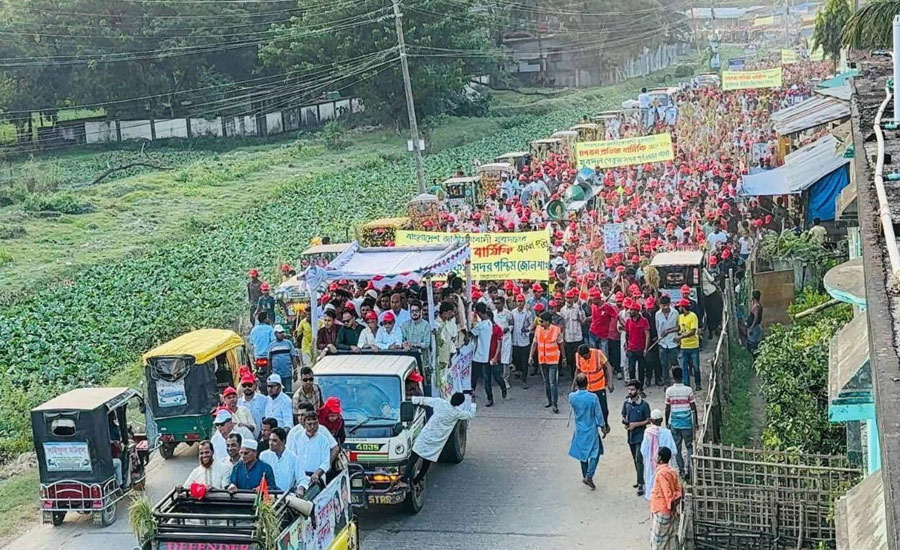 পেকুয়ায় বর্ণাঢ্য আয়োজনে যুবদলের ৪৭ তম প্রতিষ্ঠাবার্ষিকী পালিত
