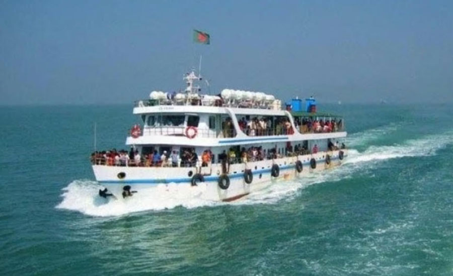 সেন্টমার্টিন দ্বীপে যাচ্ছে না কোনো জাহাজ, শেষ হয়নি জেটিঘাটের সংস্কার কাজ