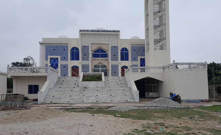 ভিত্তিপ্রস্তর স্থাপনের ৬ বছর, কবে উদ্বোধন হবে রাণীশংকৈলের মডেল মসজিদ!
