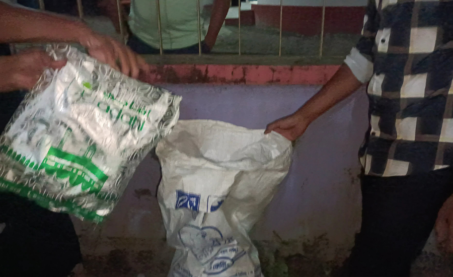 ইউএনও’র বাসভবনে ও নিরাপত্তায় থাকা আনসার সদস্যদের কক্ষে দুম্বার মাংস