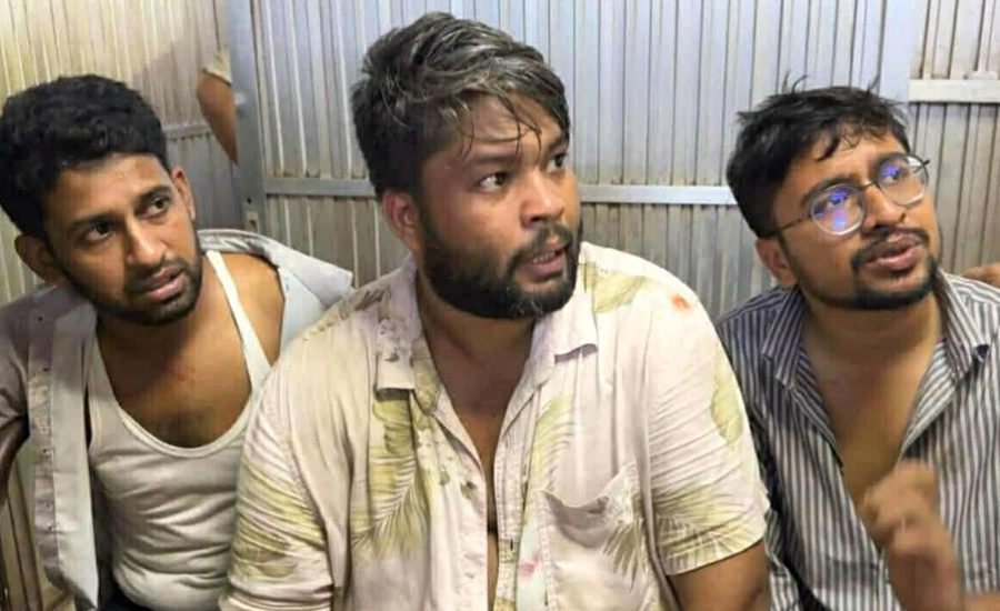 ফতুল্লায় ছাত্রদল নেতার বাবার নেতৃত্বে সাংবাদিকের উপর হামলা, ৩ সাংবাদিক আহত