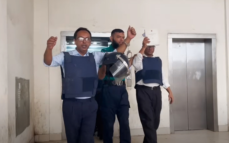 জামিন পেলেন সাংবাদিক মঞ্জুরুল আলম