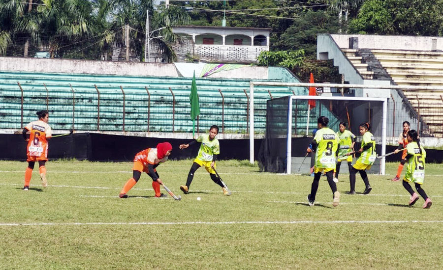 ব্র্যাক ব্যাংক অপরাজেয় আলো নারী হকি টুর্নামেন্টে বড় জয় পেলো কিশোরগঞ্জ দল 