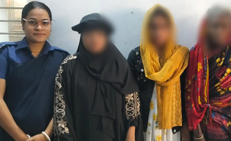 ‘হানি ট্র্যাপে’ ফেলে চিকিৎসকের আপত্তিকর ভিডিও, নারীসহ গ্রেপ্তার ৪ 