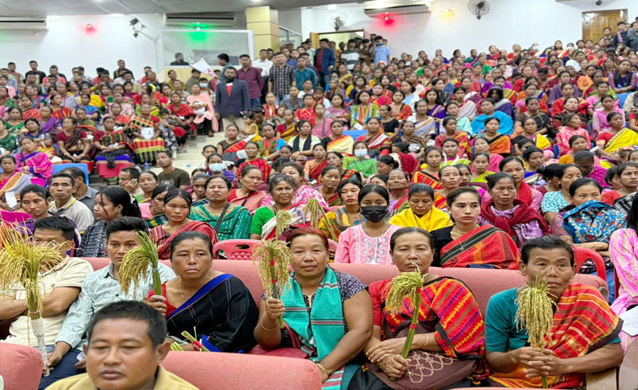 খাগড়াছড়িতে ওয়াদুদ ভূইয়ার পক্ষে ত্রিপুরা সম্প্রদায়ের অভূতপূর্ব গণসমাবেশ