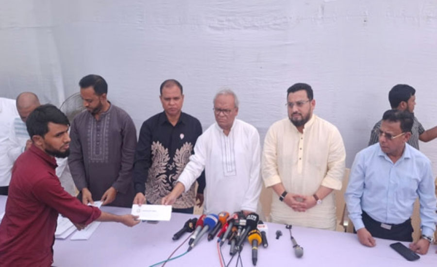 খালেদা জিয়াকে পথের কাঁটা মনে করতেন শেখ হাসিনা: রিজভী