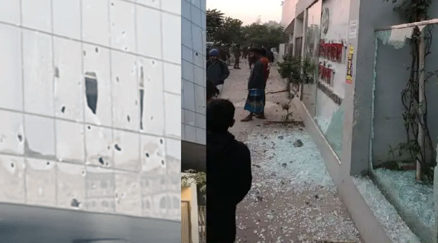 আগারগাঁওয়ে বিটিআরসি ভবনে আনঅফিসিয়াল মোবাইল ব্যবসায়ীদের তাণ্ডব আগারগাঁওয়ে বিটিআরসি ভবনে আনঅফিসিয়াল মোবাইল ব্যবসায়ীদের তাণ্ডব