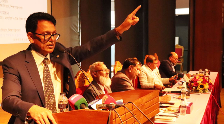 প্রযুক্তি নির্ভর শিক্ষা ব্যবস্থার চিন্তা করছে সরকার: শিক্ষামন্ত্রী প্রযুক্তি নির্ভর শিক্ষা ব্যবস্থার চিন্তা করছে সরকার: শিক্ষামন্ত্রী
