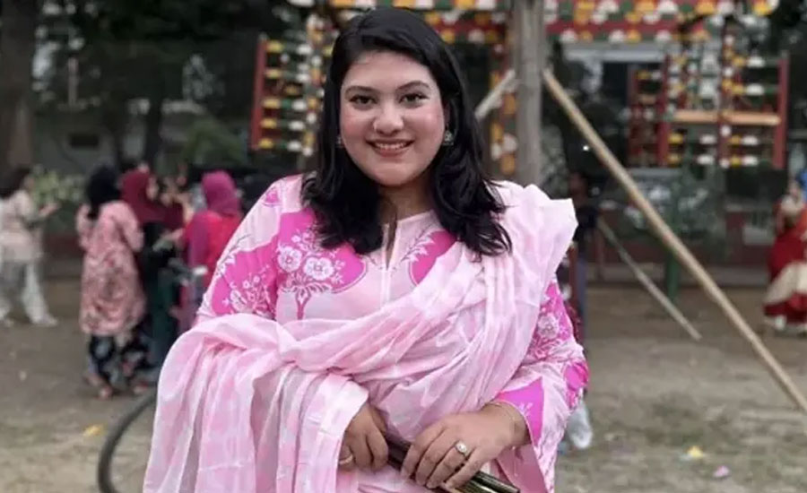 মারা গেছেন কনটেন্ট ক্রিয়েটর কারিনা কায়সার মারা গেছেন কনটেন্ট ক্রিয়েটর কারিনা কায়সার