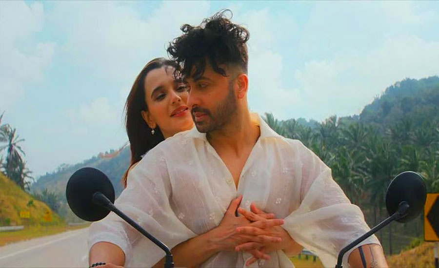 এবার চমকে দিলেন রকস্টার শাকিব, পরে সাবিলা কোথায় গেলেন এবার চমকে দিলেন রকস্টার শাকিব, পরে সাবিলা কোথায় গেলেন