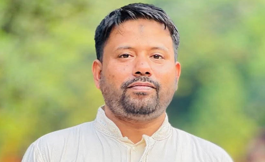 মাদারগঞ্জে যুবলীগ নেতাকে মারধর করে পুলিশে সোপর্দ করল ছাত্রদল মাদারগঞ্জে যুবলীগ নেতাকে মারধর করে পুলিশে সোপর্দ করল ছাত্রদল