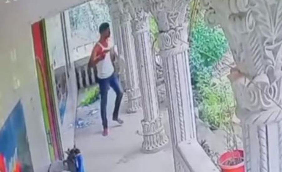 রামগঞ্জে যুবদল নেতার বাসায় হামলা-ভাংচুর : অস্ত্র নিয়ে হত্যাচেষ্টার অভিযোগ রামগঞ্জে যুবদল নেতার বাসায় হামলা-ভাংচুর : অস্ত্র নিয়ে হত্যাচেষ্টার অভিযোগ