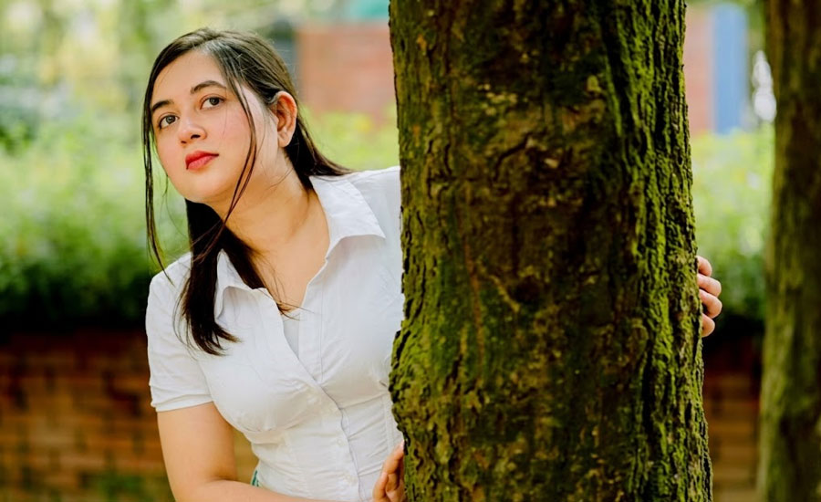 কেমোথেরাপি নেওয়ার পর কেমন আছেন তানিয়া বৃষ্টি কেমোথেরাপি নেওয়ার পর কেমন আছেন তানিয়া বৃষ্টি